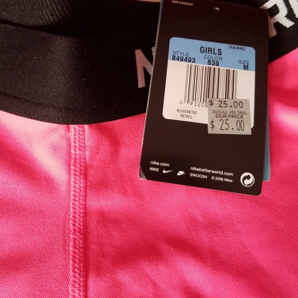 Nike Dry-fit shorts - Picture 2 of 2